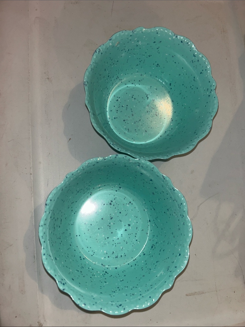 The Pioneer Woman Turquoise Speckled Scalloped melamine Bowls - Set of 2